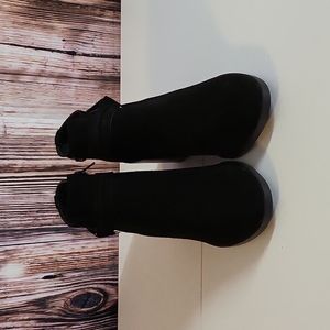 Steve Madden Women's Pati Suede Ankle Boots Size 10(Without Box)like new